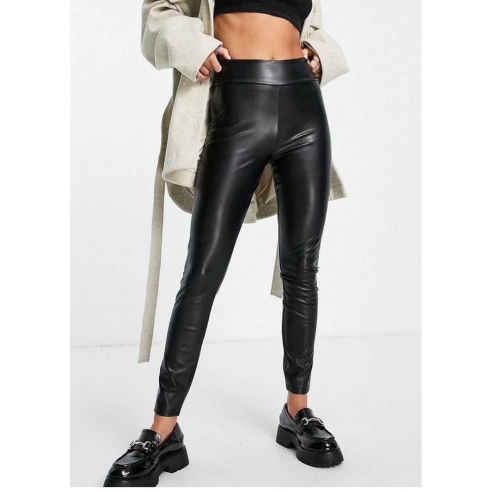 Abercrombie & Fitch Black Faux Leather Pull On Leggings Size XS NWT - Picture 4 of 10